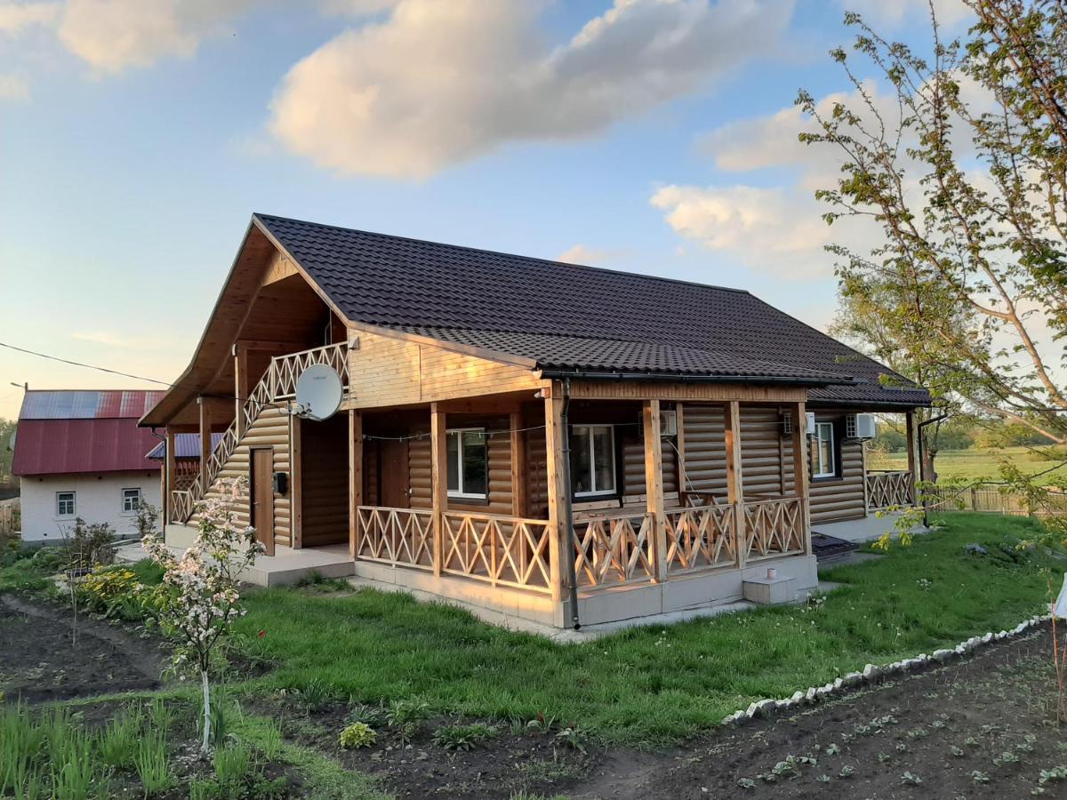 Отель Гостевой дом на Герцена Novhorod-Siverskyi Экстерьер фото